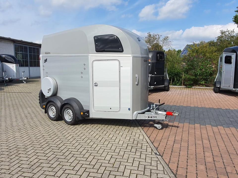 ALU Pferdeanhänger Ifor Williams HB 506 Flügeltür Sattelkammer - Horse trailer: picture 2 ALU Pferdeanhänger Ifor Williams HB 506 Flügeltür Sattelkammer - Horse trailer: picture 2