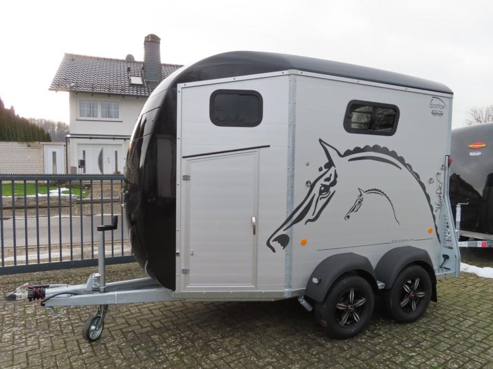 Böckmann Pferdeanhänger Portax SKA 2025 WCF Fenster links/ rechts - Horse trailer: picture 3 Böckmann Pferdeanhänger Portax SKA 2025 WCF Fenster links/ rechts - Horse trailer: picture 3