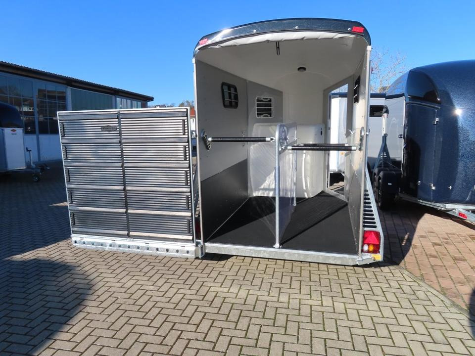 Horse trailer Böckmann Pferdeanhänger, Portax-Western, Flügeltür, 100 km/h: picture 13