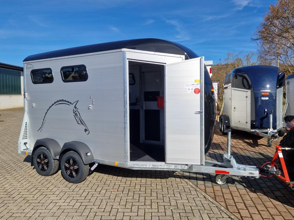 Pferdeanhänger Böckmann Portax L SKA WCF 100km/h Sattelkammer - Horse trailer: picture 2 Pferdeanhänger Böckmann Portax L SKA WCF 100km/h Sattelkammer - Horse trailer: picture 2