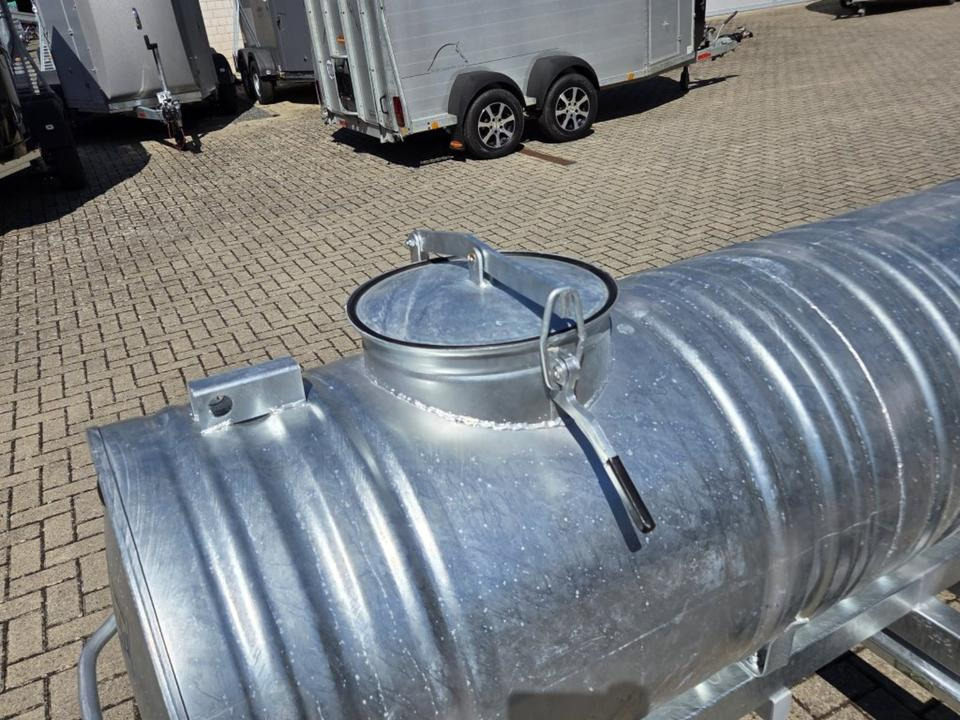 Wasserfass Verzinkt 600l Tränke Fahrgestell Beleuchtung - Tanker trailer: picture 3 Wasserfass Verzinkt 600l Tränke Fahrgestell Beleuchtung - Tanker trailer: picture 3