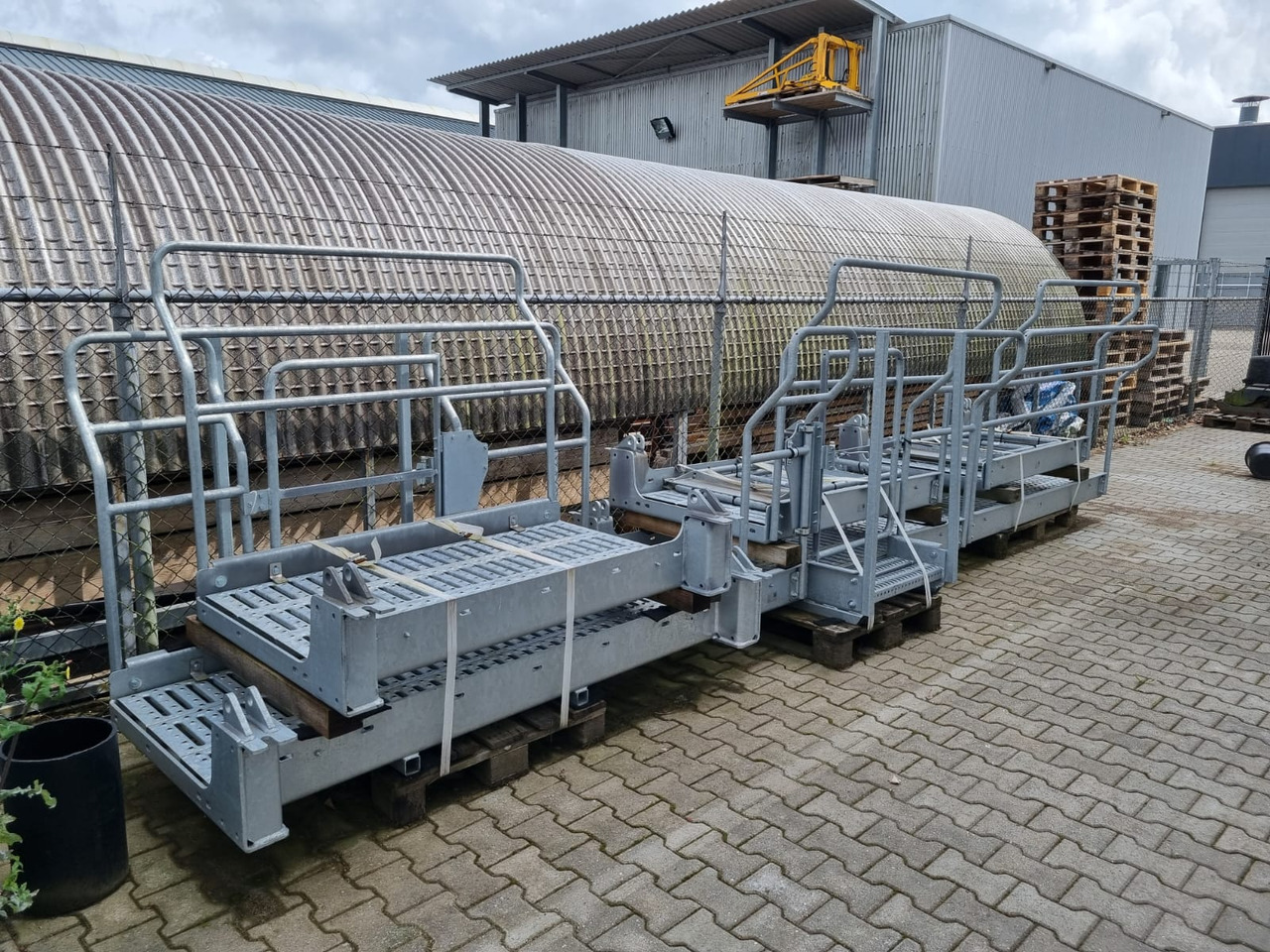 Sennebogen 840 E series complete gallery set new - Frame/ Chassis for Waste/ Industry handler: picture 1 Sennebogen 840 E series complete gallery set new - Frame/ Chassis for Waste/ Industry handler: picture 1