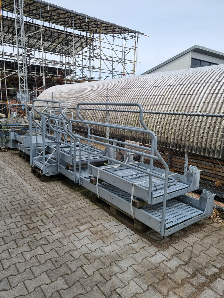 Sennebogen 840 E series complete gallery set new - Frame/ Chassis for Waste/ Industry handler: picture 2 Sennebogen 840 E series complete gallery set new - Frame/ Chassis for Waste/ Industry handler: picture 2