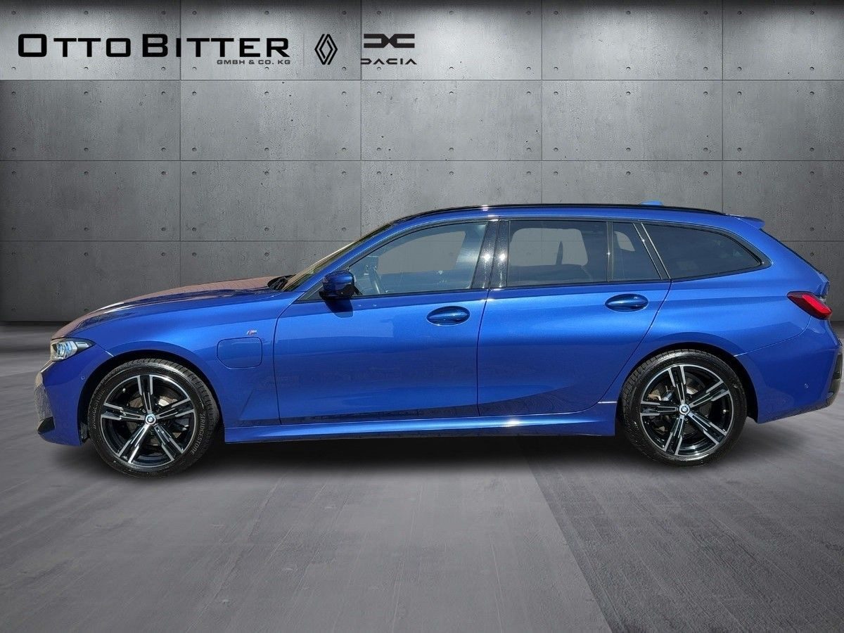 BMW 330 e Touring 360/M SPORT/COMFORTPAKET - Station wagon: picture 2 BMW 330 e Touring 360/M SPORT/COMFORTPAKET - Station wagon: picture 2