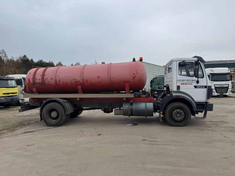 Mercedes-Benz SK 1824 (10.000 L / GRAND PONT / LAMES / V6 MOTEUR / PARFAIT ETAT) - Vacuum truck: picture 4 Mercedes-Benz SK 1824 (10.000 L / GRAND PONT / LAMES / V6 MOTEUR / PARFAIT ETAT) - Vacuum truck: picture 4
