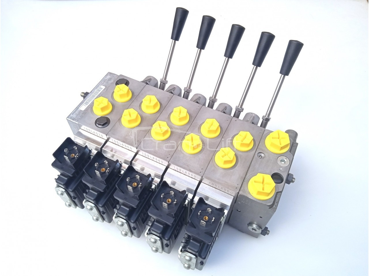 Rozdzielacz Danfoss PVG32 - 5 sekcji - Hydraulic valve for Truck mounted crane: picture 2 Rozdzielacz Danfoss PVG32 - 5 sekcji - Hydraulic valve for Truck mounted crane: picture 2