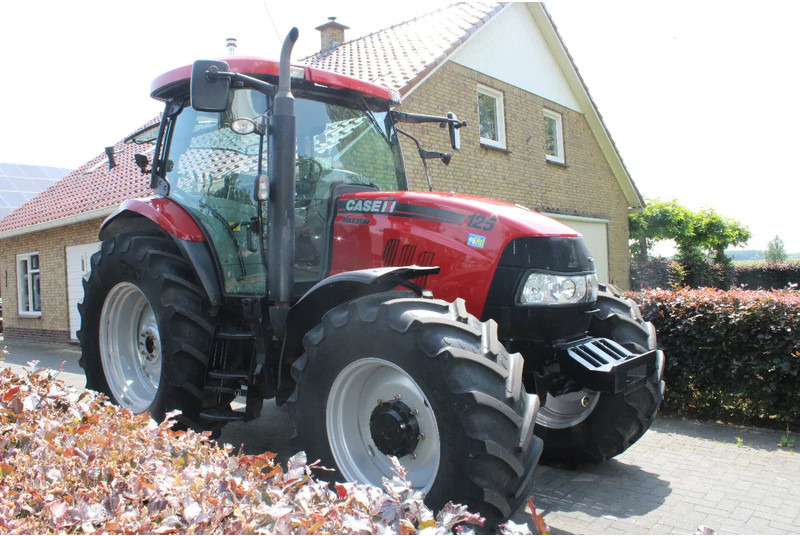 Case IH Maxxum 125 - Farm tractor: picture 1 Case IH Maxxum 125 - Farm tractor: picture 1