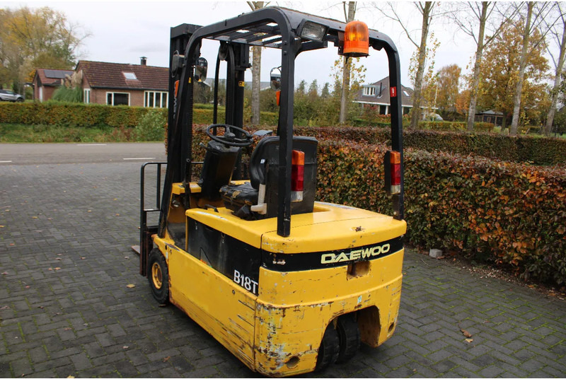 Forklift Daewoo B18: picture 6 Forklift Daewoo B18: picture 6