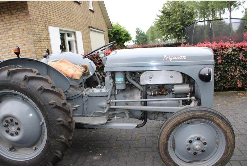 Ferguson TED - Farm tractor: picture 2 Ferguson TED - Farm tractor: picture 2