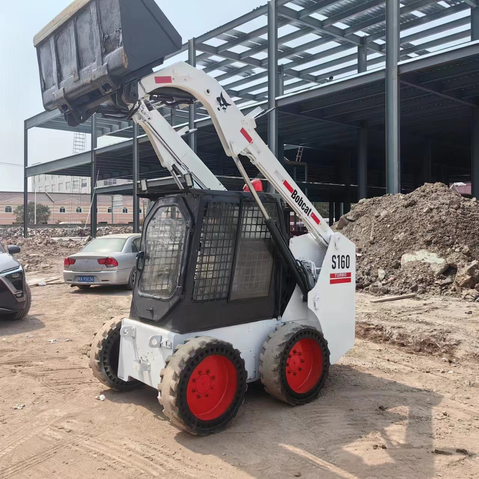 BOBCAT s160 - Skid steer loader: picture 5 BOBCAT s160 - Skid steer loader: picture 5