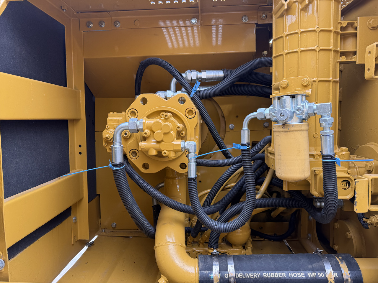 Crawler excavator CATERPILLAR 320b [ Copy ] [ Copy ] [ Copy ] [ Copy ] [ Copy ] [ Copy ]: picture 20