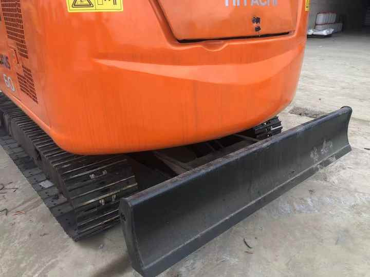 Cheap Price Hitachi ZX60 Used Excavator for Sale Used 6 Tons Hitachi Mini Excavator with Good Performance - Excavator: picture 3 Cheap Price Hitachi ZX60 Used Excavator for Sale Used 6 Tons Hitachi Mini Excavator with Good Performance - Excavator: picture 3