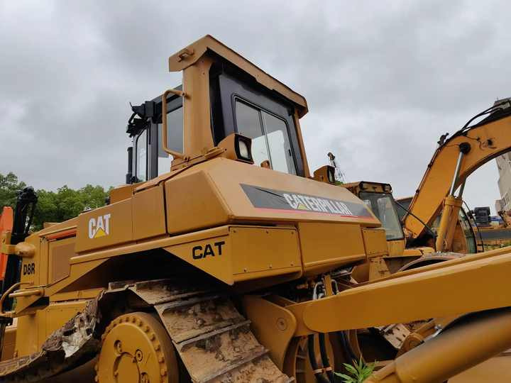 Good Condition D8r Mini Bulldozer New Crawler Bulldozer with Parts Price Bulldozers - Bulldozer: picture 2 Good Condition D8r Mini Bulldozer New Crawler Bulldozer with Parts Price Bulldozers - Bulldozer: picture 2
