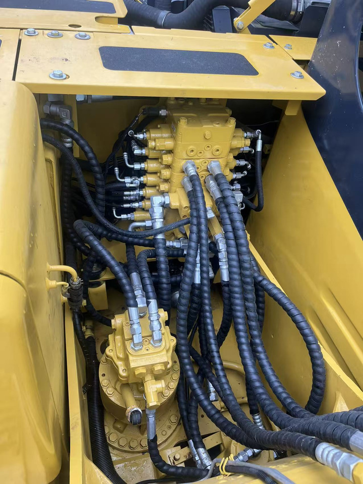 Crawler excavator KOMATSU PC130 [ Copy ] [ Copy ]: picture 7