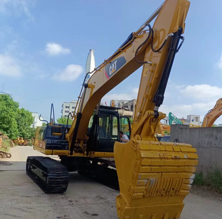 Excavator Used Caterpillar 320D Crawler Excavator Hot Sale  Used Engineering & Construction Machinery [ Copy ] [ Copy ] [ Copy ] [ Copy ]: picture 6