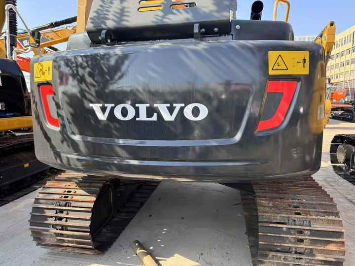 Used Digger VOLVO EC140 Construction Machinery Construction Digger Used VOLVO EC140 Cheap Excavator - Crawler excavator: picture 3 Used Digger VOLVO EC140 Construction Machinery Construction Digger Used VOLVO EC140 Cheap Excavator - Crawler excavator: picture 3