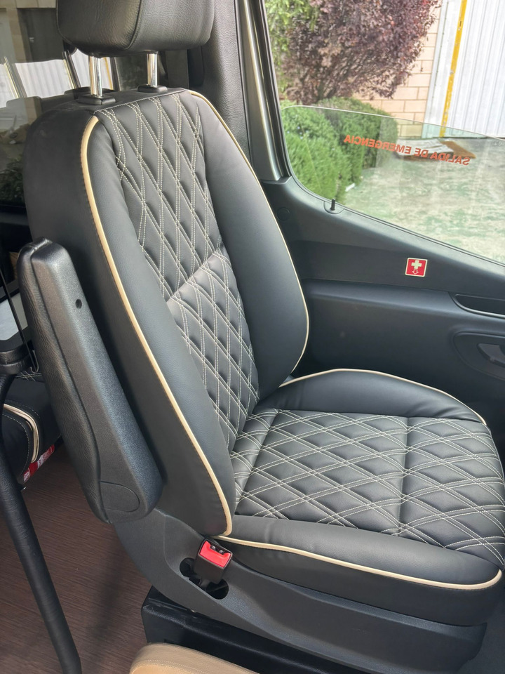 MERCEDES-BENZ SPRINTER 519 - Minibus, Passenger van: picture 5 MERCEDES-BENZ SPRINTER 519 - Minibus, Passenger van: picture 5