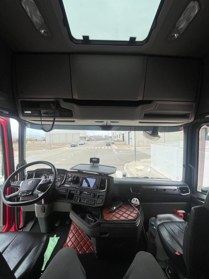 Refrigerator truck SCANIA S500: picture 13