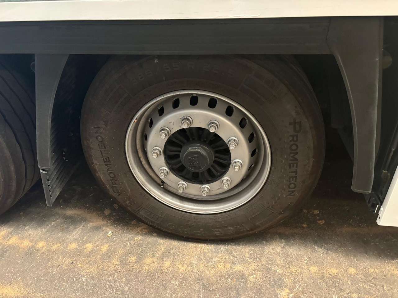 Refrigerator truck SCANIA S500: picture 6