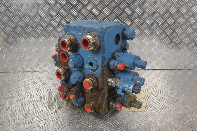 Case 721D - Hydraulic valve for Construction machinery: picture 2 Case 721D - Hydraulic valve for Construction machinery: picture 2