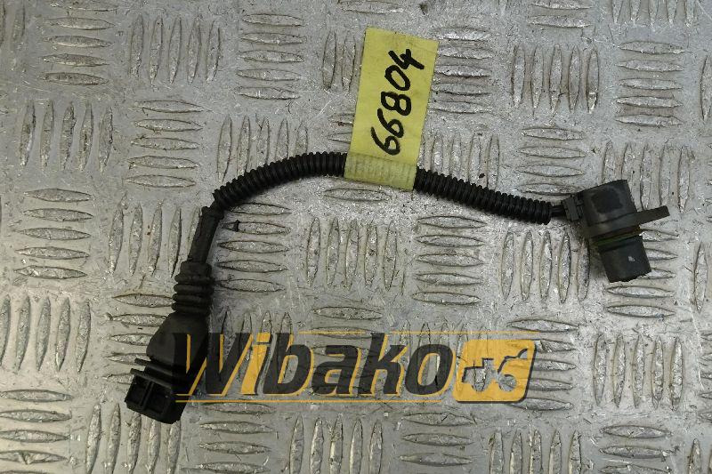 Rotation sensor Deutz 04199447 - Sensor for Construction machinery: picture 1 Rotation sensor Deutz 04199447 - Sensor for Construction machinery: picture 1