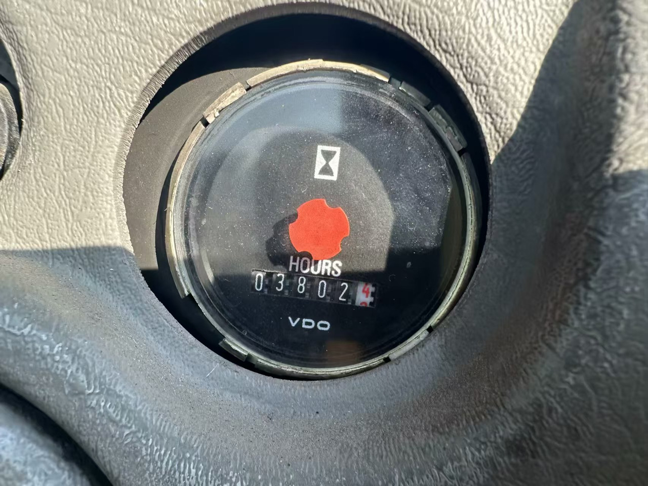 Wheel loader 105L: picture 12 Wheel loader 105L: picture 12