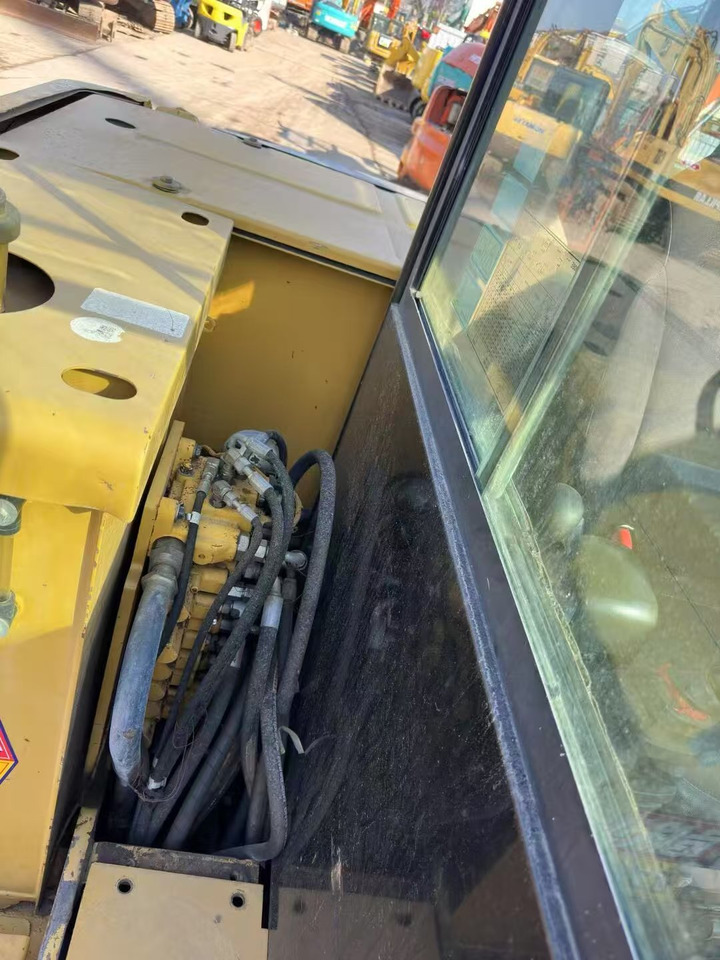 Crawler excavator CATERPILLAR 306E: picture 8