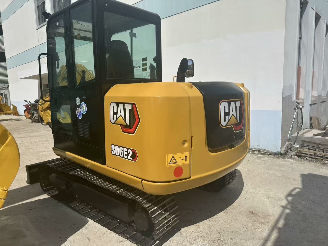 CATERPILLAR 306E2 - Crawler excavator: picture 1 CATERPILLAR 306E2 - Crawler excavator: picture 1