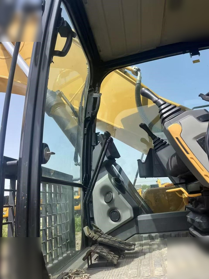 Crawler excavator CATERPILLAR 336GC: picture 17