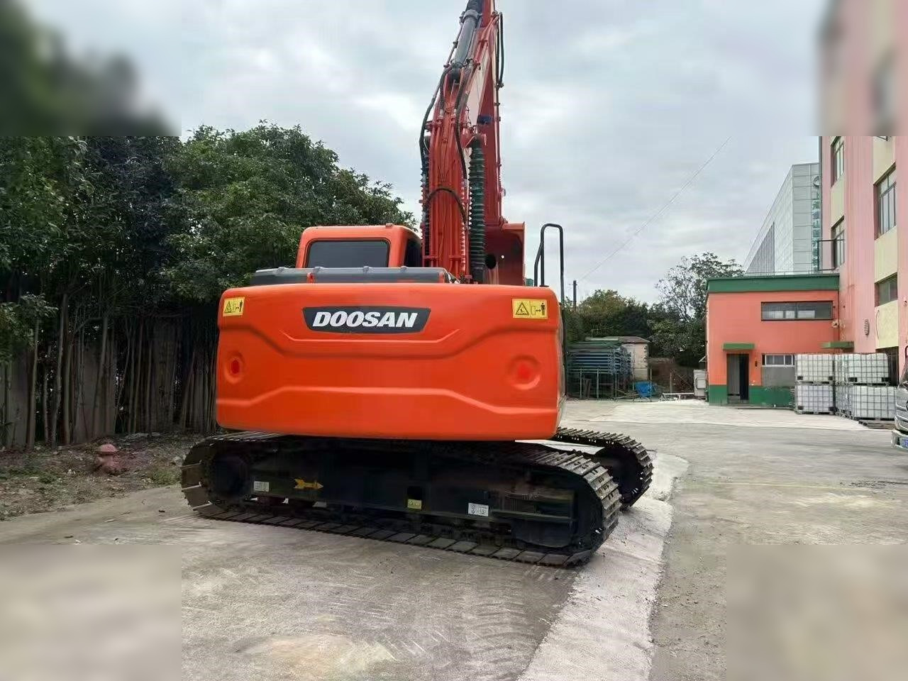 DOOSAN DX150W-9C - Wheel excavator: picture 5 DOOSAN DX150W-9C - Wheel excavator: picture 5
