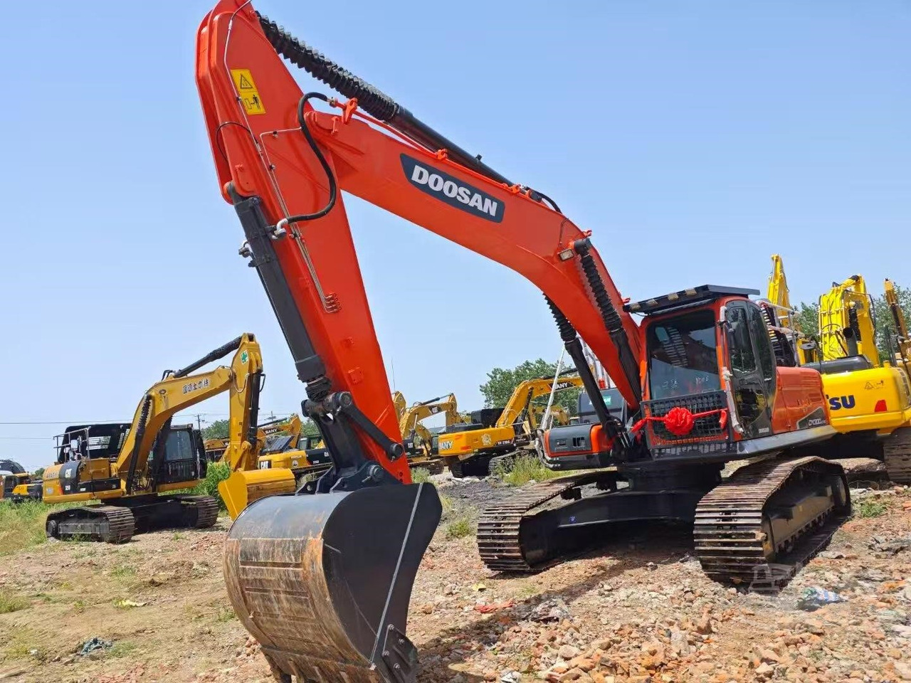 DOOSAN DX300 LC - Crawler excavator: picture 1 DOOSAN DX300 LC - Crawler excavator: picture 1