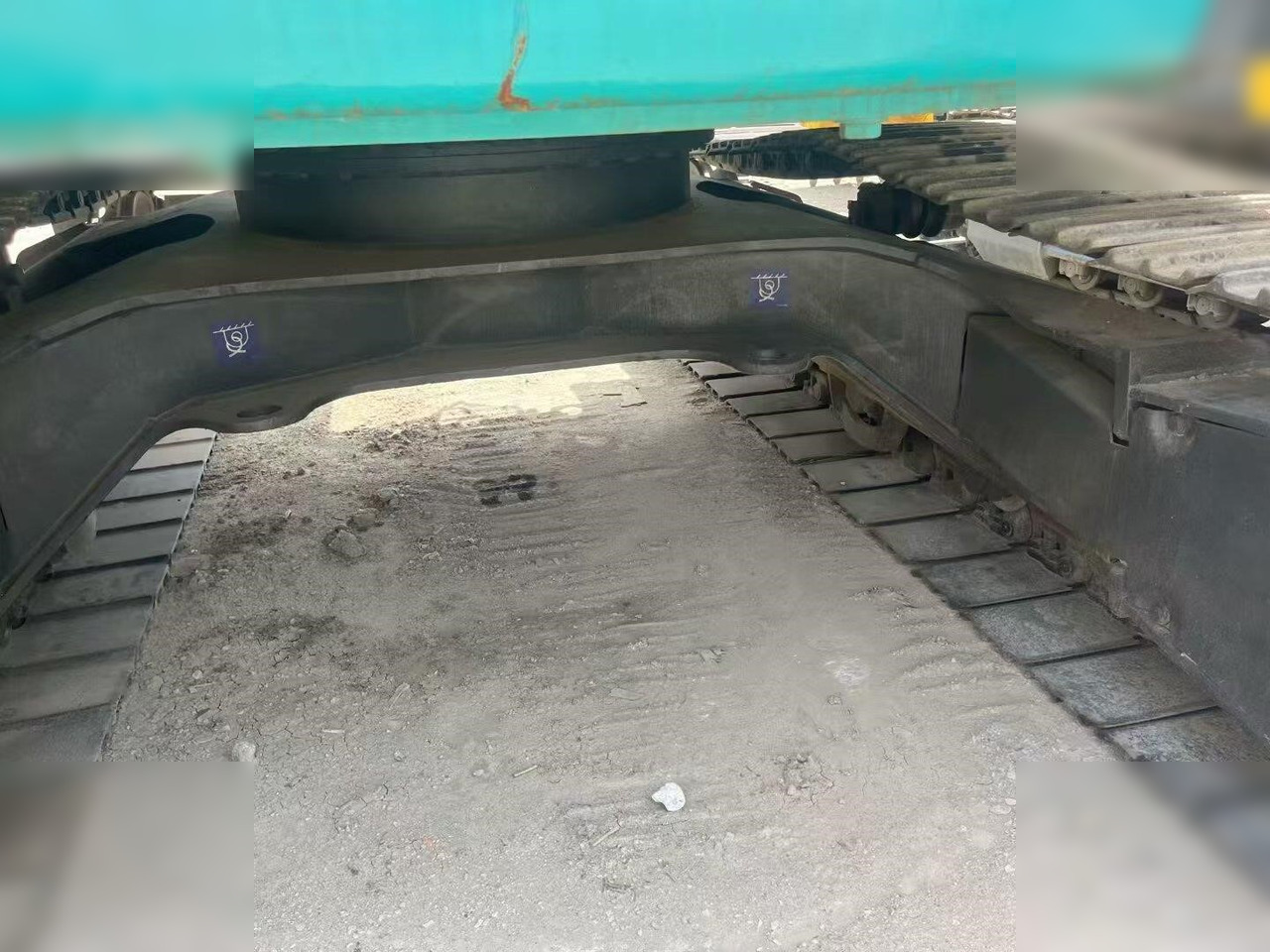 Crawler excavator KOBELCO SK135SR: picture 10