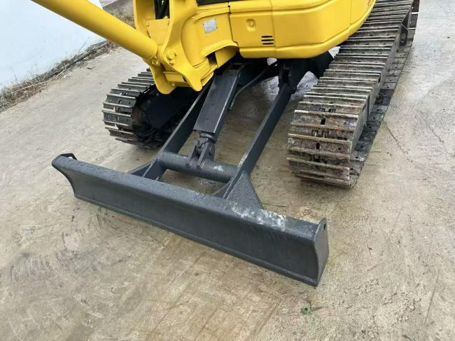 KOMATSU 35MR leasing KOMATSU 35MR: picture 9