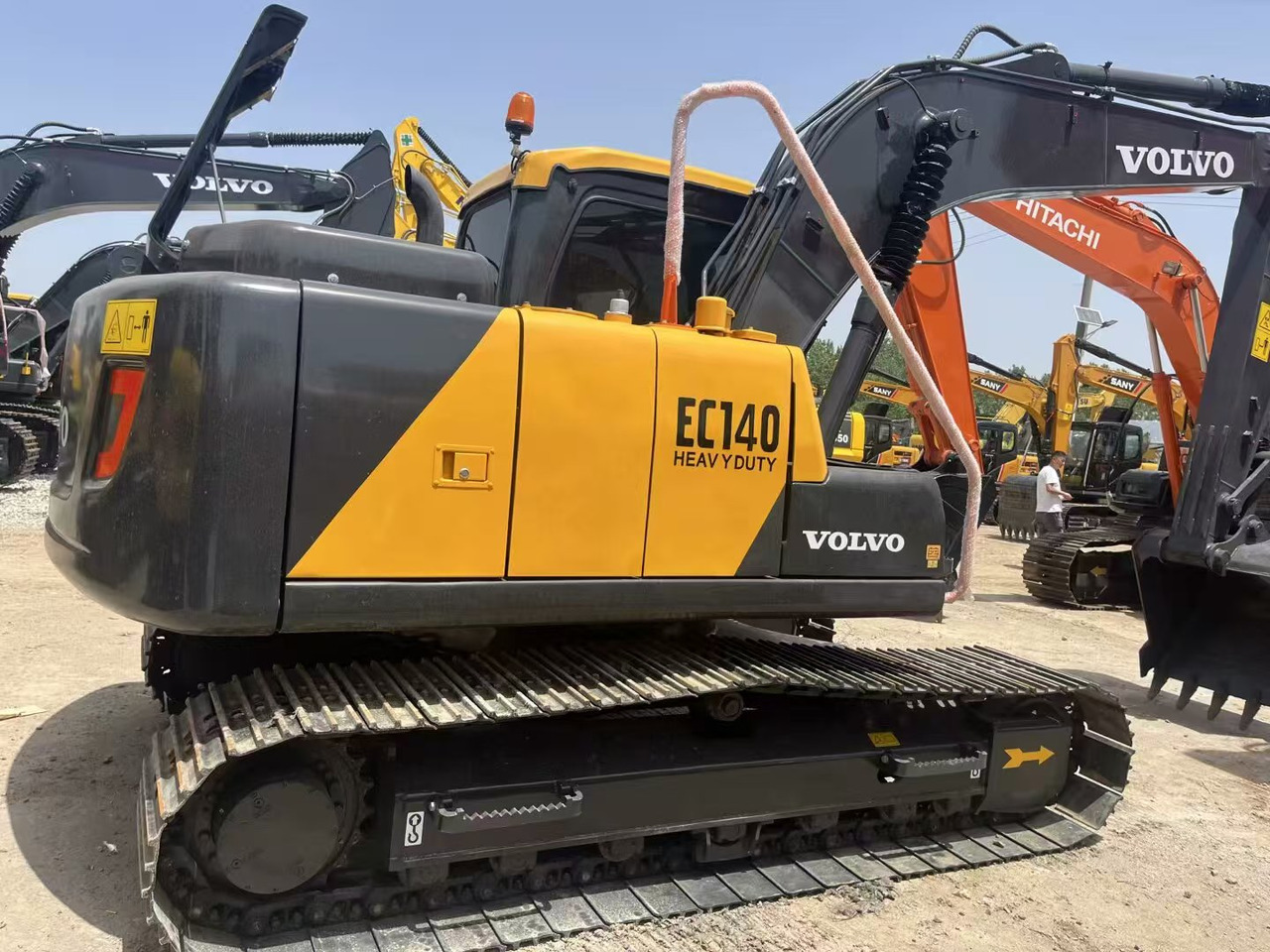 Crawler excavator VOLVO EC140: picture 12 Crawler excavator VOLVO EC140: picture 12