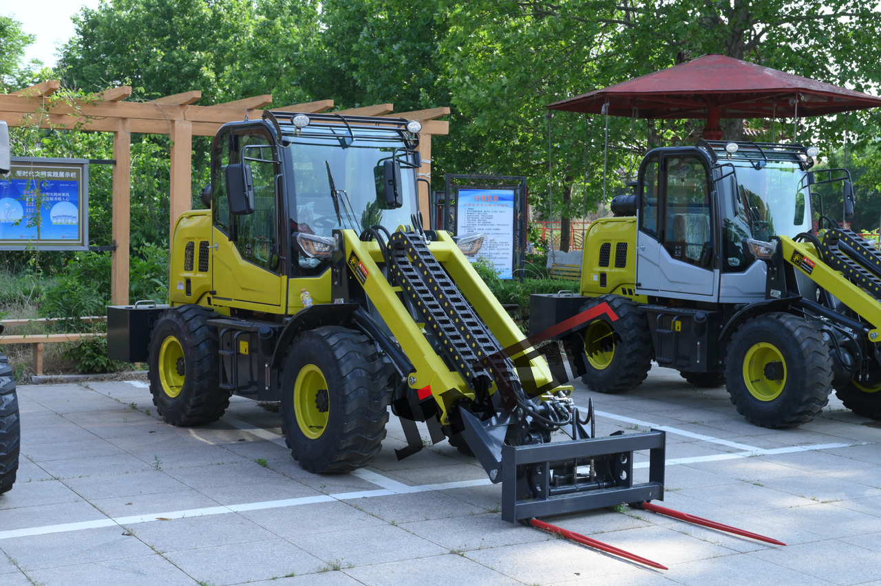 Telescopic Wheel Loader with cabin - Telescopic wheel loader: picture 4 Telescopic Wheel Loader with cabin - Telescopic wheel loader: picture 4