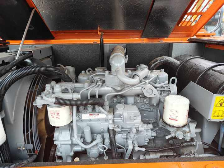 90% New HITACHI ZX70 Used Excavator Mining Construction Excavators, Strong Power, Low Price, and Very Good Quality - Crawler excavator: picture 3 90% New HITACHI ZX70 Used Excavator Mining Construction Excavators, Strong Power, Low Price, and Very Good Quality - Crawler excavator: picture 3