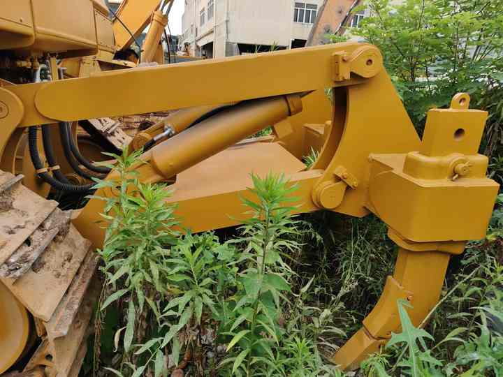 Good Condition D8r Mini Bulldozer New Crawler Bulldozer with Parts Price Bulldozers - Bulldozer: picture 5 Good Condition D8r Mini Bulldozer New Crawler Bulldozer with Parts Price Bulldozers - Bulldozer: picture 5