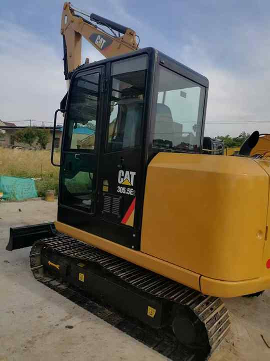 Used CAT 305.5E 5T Second Hand Japan Original MINI Excavator Mining Construction Excavators Hot Sale 306 307 308 Small Mini 6t - Mini excavator: picture 2 Used CAT 305.5E 5T Second Hand Japan Original MINI Excavator Mining Construction Excavators Hot Sale 306 307 308 Small Mini 6t - Mini excavator: picture 2