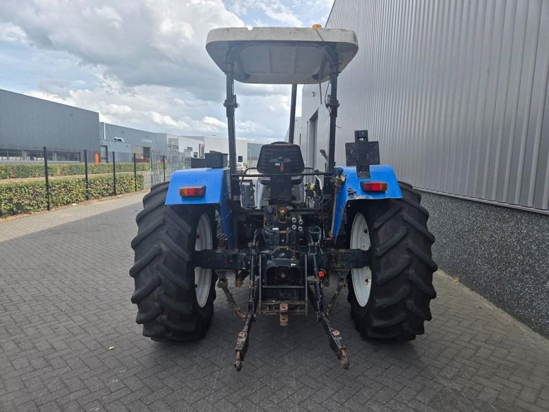 New Holland TL 90 A - Farm tractor: picture 4 New Holland TL 90 A - Farm tractor: picture 4