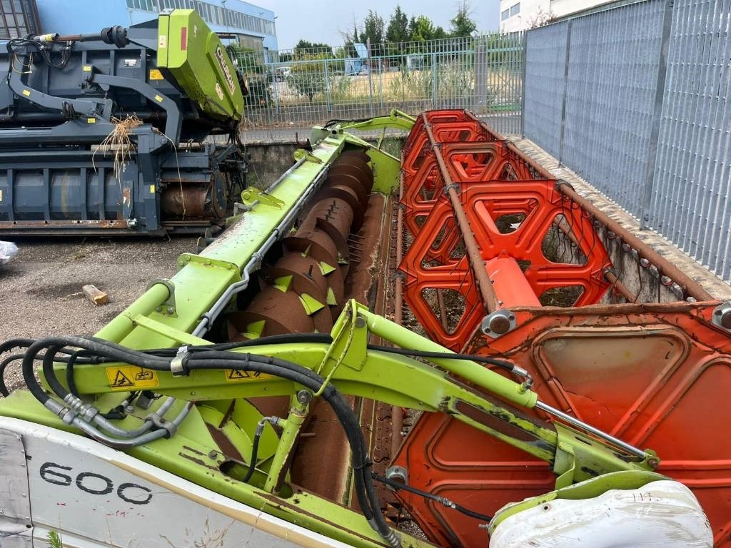 Claas C 600 - Grain header: picture 2 Claas C 600 - Grain header: picture 2