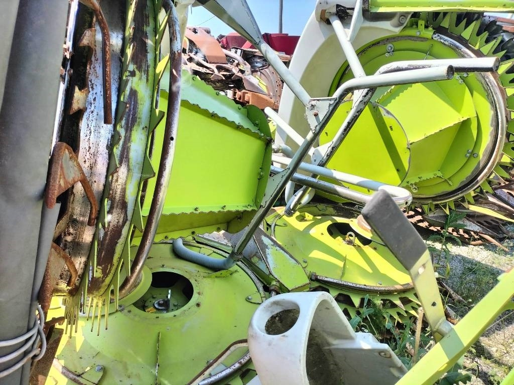 Claas Orbis 600 - Corn header: picture 4 Claas Orbis 600 - Corn header: picture 4