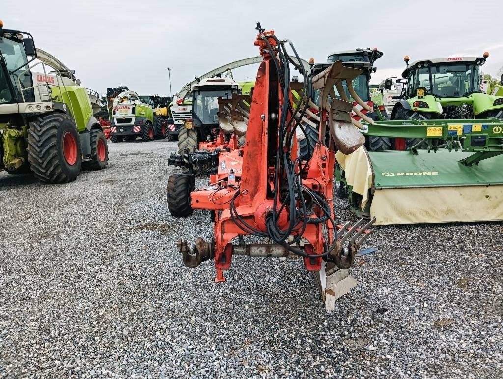 Kuhn Vari-Master 153 - Plow: picture 2 Kuhn Vari-Master 153 - Plow: picture 2