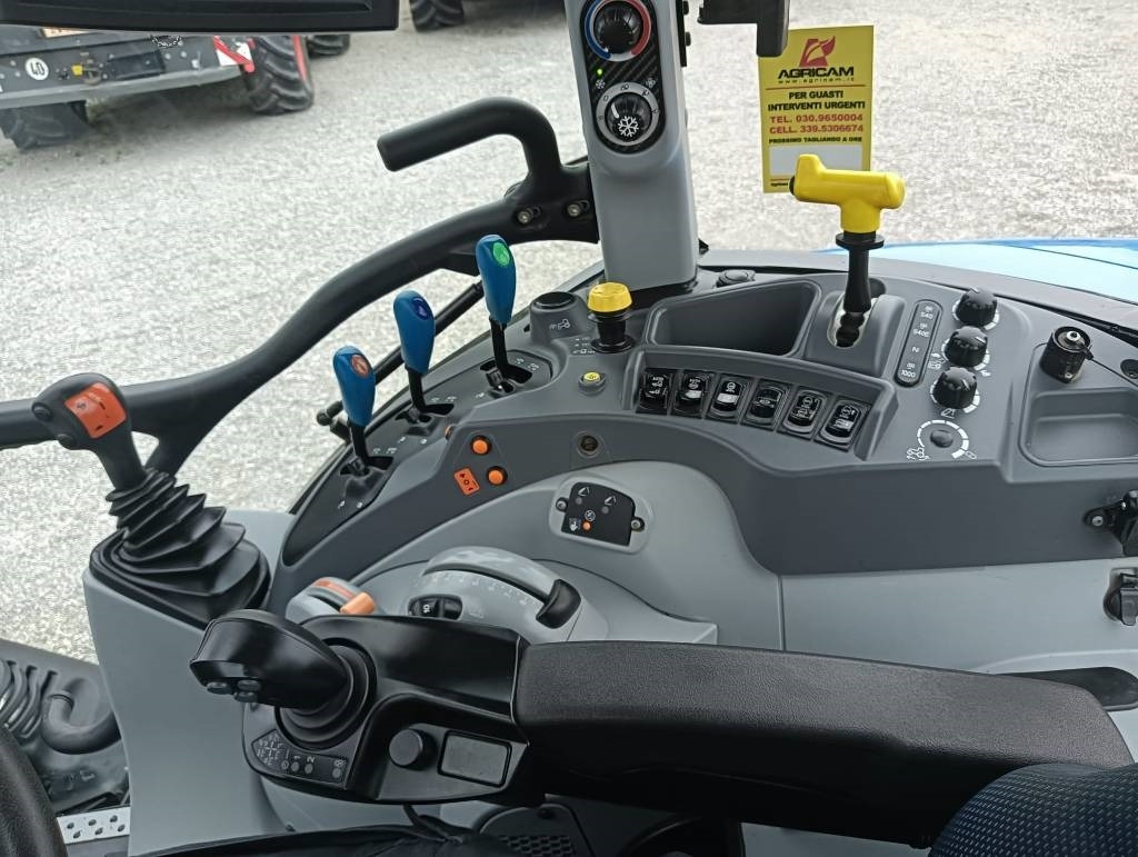 New Holland T 5.120  leasing New Holland T 5.120: picture 12