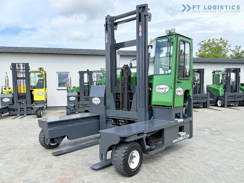 Combilift C8000 / GAS / DUPLEX – 4700MM / FORK POSITIONER / FREE LIFT / FULL HEATED CABIN / ONLY 5141 HOURS / CONDITION – LIKE NEW! C8000 - 4-way reach truck: picture 1 Combilift C8000 / GAS / DUPLEX – 4700MM / FORK POSITIONER / FREE LIFT / FULL HEATED CABIN / ONLY 5141 HOURS / CONDITION – LIKE NEW! C8000 - 4-way reach truck: picture 1