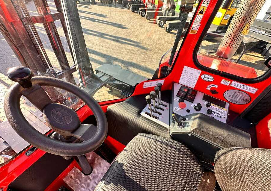 4-way reach truck Combilift COMBILIFT C4000 – TRIPLEX 9300 mm – Year 2017 – GAS – FREE LIFT – FORK SIDE SHIFT – CONDITION 5/5: picture 21