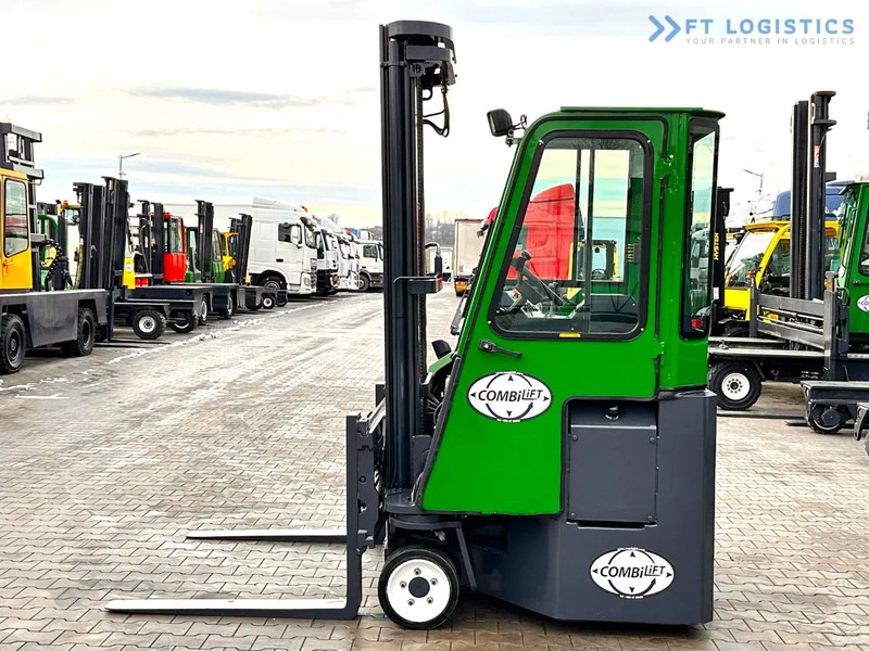 Combilift Combilift C3000CB - DUPLEX 4000mm - Year 2015 - / CABIN - HEATING / ONLY 6546 MTH / EXCELLENT CONDITION / LIKE NEW! Combilift C3 - 4-way reach truck: picture 4 Combilift Combilift C3000CB - DUPLEX 4000mm - Year 2015 - / CABIN - HEATING / ONLY 6546 MTH / EXCELLENT CONDITION / LIKE NEW! Combilift C3 - 4-way reach truck: picture 4