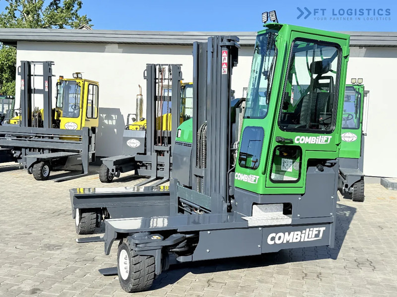 Combilift Combilift FOUR-WAY MULTIDIRECTIONAL FORKLIFT C4500 / DIESEL / TRIPLEX 4900MM / ONLY 4854 HOURS / FORK POSITIONER / FULL CABIN – - 4-way reach truck: picture 3 Combilift Combilift FOUR-WAY MULTIDIRECTIONAL FORKLIFT C4500 / DIESEL / TRIPLEX 4900MM / ONLY 4854 HOURS / FORK POSITIONER / FULL CABIN – - 4-way reach truck: picture 3
