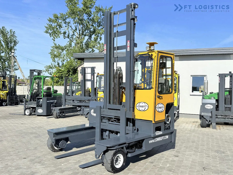 Combilift FOUR-WAY MULTIDIRECTIONAL FORKLIFT / C4000 / DUPLEX - 5500MM / FREE-LIFT / FORKS POSITIONER / LIKE-NEW FOUR-WAY MULTIDIRECTIONAL - 4-way reach truck: picture 5 Combilift FOUR-WAY MULTIDIRECTIONAL FORKLIFT / C4000 / DUPLEX - 5500MM / FREE-LIFT / FORKS POSITIONER / LIKE-NEW FOUR-WAY MULTIDIRECTIONAL - 4-way reach truck: picture 5