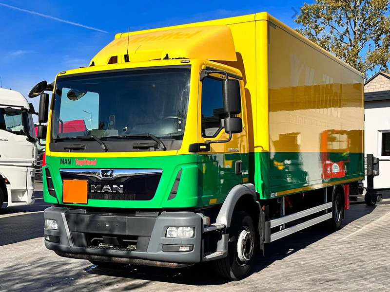 MAN TGM 15.250 MAN TGM 15.250 4X2 / CONTAINER - 16 PALLETS / TAIL LIFT / TIRES 80% / PERFECT CONDITION - Box truck: picture 2 MAN TGM 15.250 MAN TGM 15.250 4X2 / CONTAINER - 16 PALLETS / TAIL LIFT / TIRES 80% / PERFECT CONDITION - Box truck: picture 2
