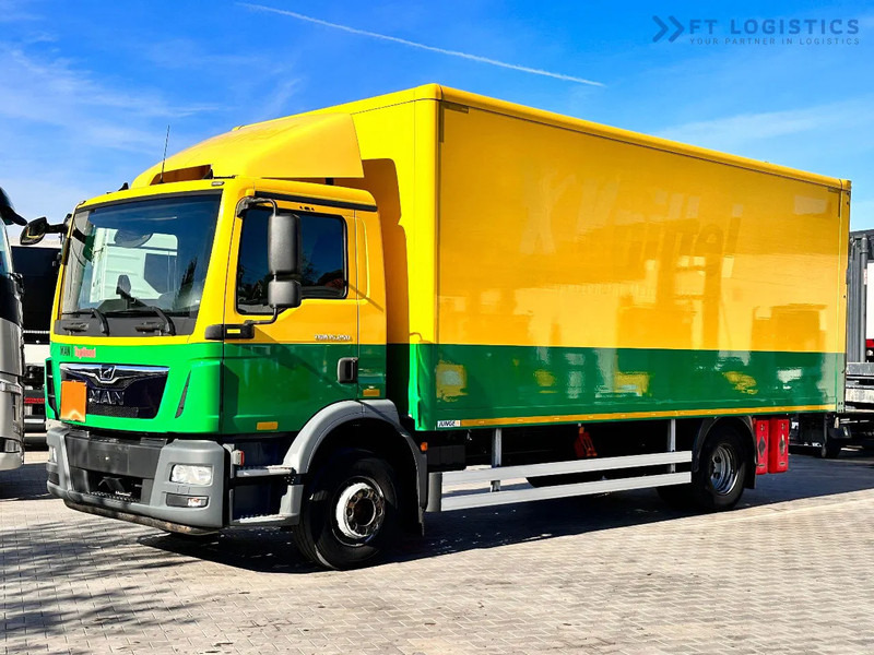 MAN TGM 15.250 MAN TGM 15.250 4X2 / CONTAINER - 16 PALLETS / TAIL LIFT / TIRES 80% / PERFECT CONDITION - Box truck: picture 1 MAN TGM 15.250 MAN TGM 15.250 4X2 / CONTAINER - 16 PALLETS / TAIL LIFT / TIRES 80% / PERFECT CONDITION - Box truck: picture 1